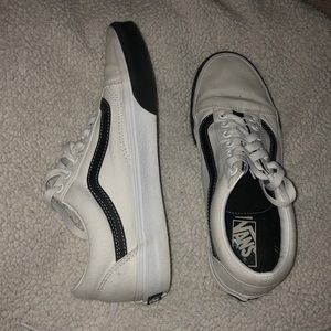 Women’s Vans sneakers